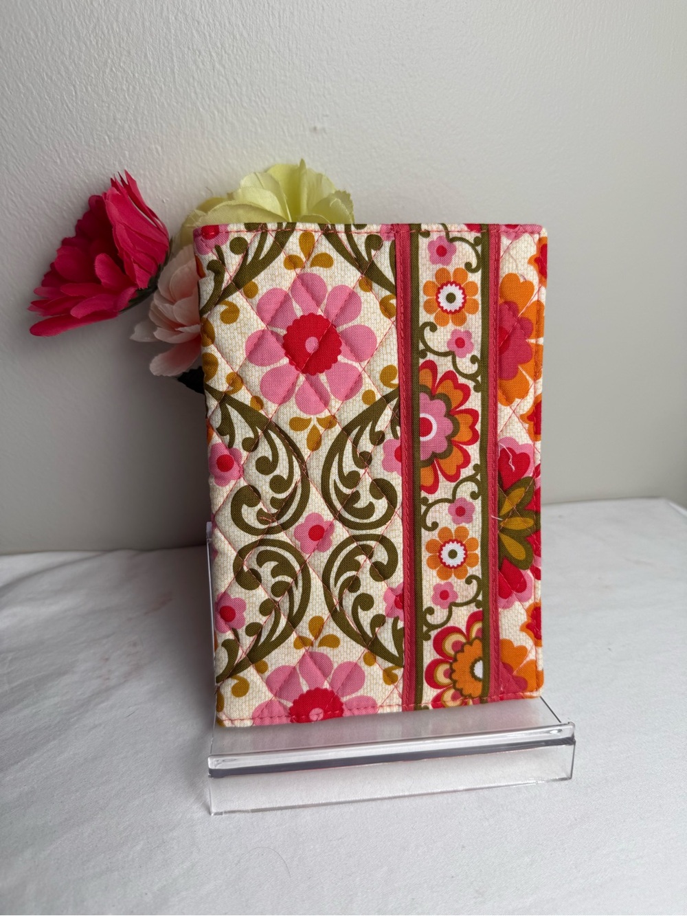 NWOT Vera Bradley Folkloric Paperback Book Cover  – 8” X 5”